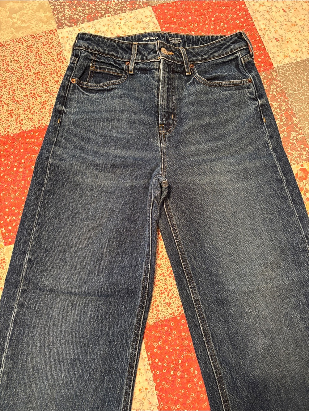 OLD NAVY EXTRA HI RISE WIDE LEG JEANS in Size 6